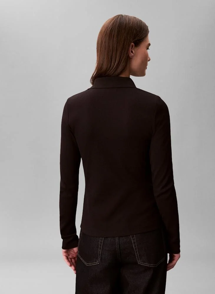 كالفن كلاين جينز بولو بشعار