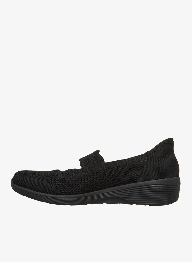 SKECHERS Arya