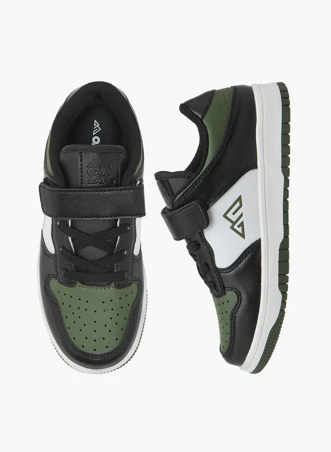 شو اكسبرس حذاء رياضي للأولاد بشريط لاصق وتصميم متعدد الألوان