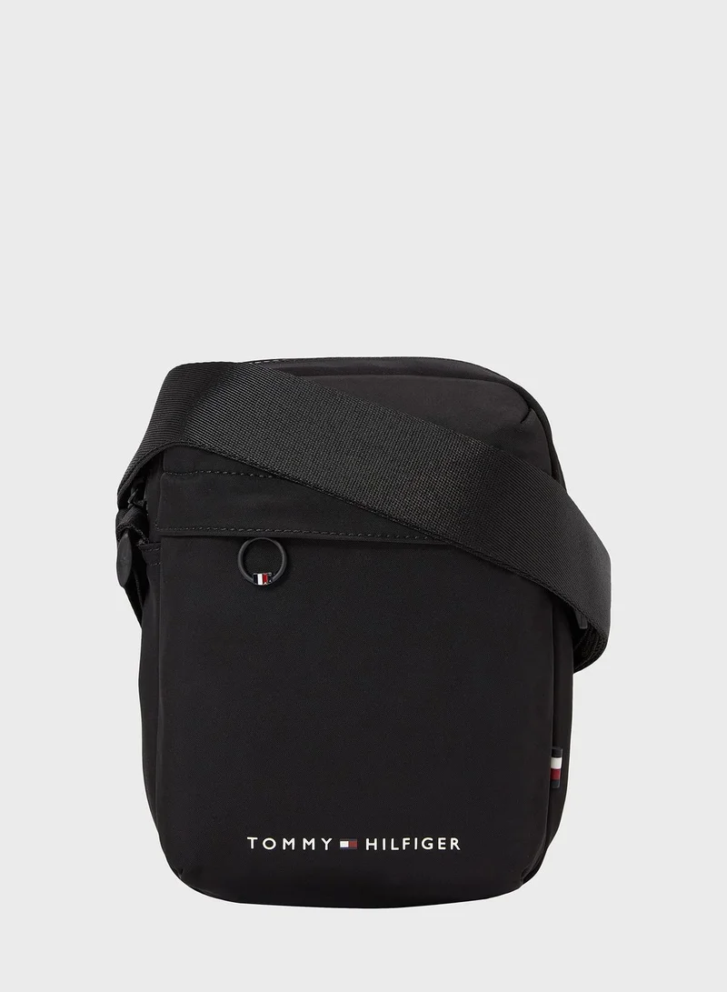 TOMMY HILFIGER Logo Skyline Mini Reporter