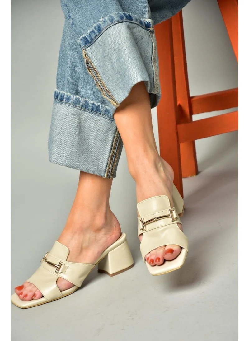 فوكس شوز S590431509 Beige Low Heeled Women's Slippers
