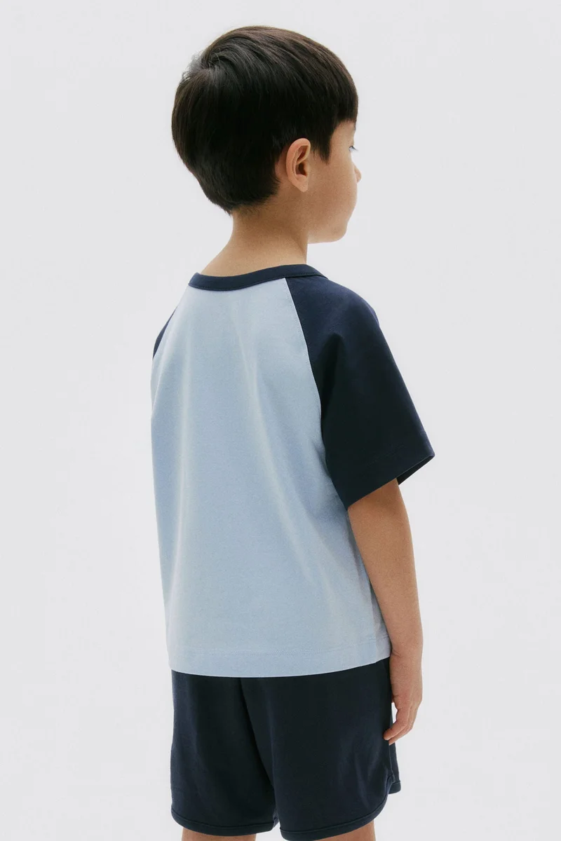 اتش اند ام تي-شيرت من قماش كولماكس®