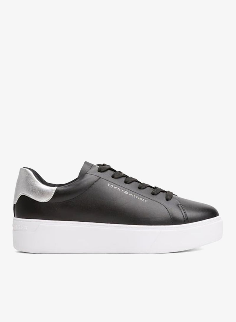 TOMMY HILFIGER Essential Platform Low Top Sneaker - Image 1