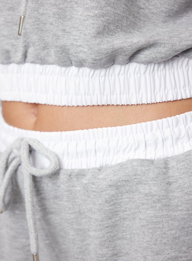 trendyol Gray Melange Woven Garnished Thick Knitted Sweatshirt - Regular Fit - Image 4