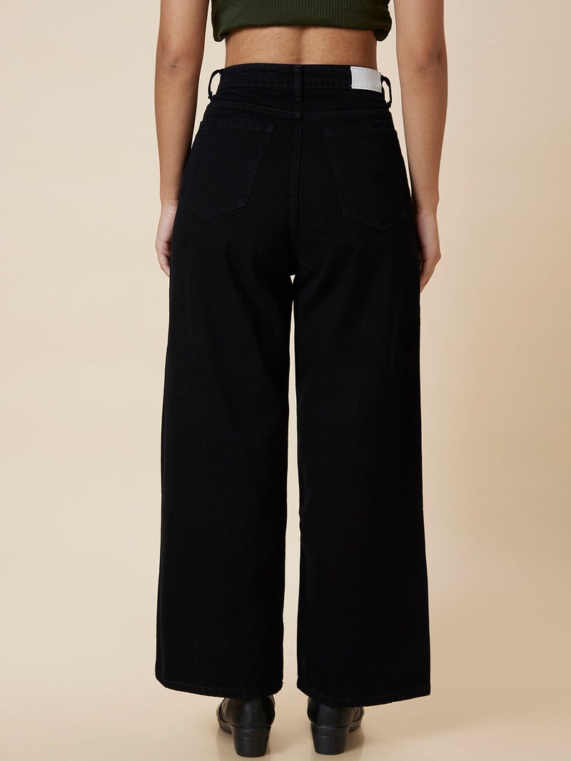 globus Globus Women Stretchable Mid-Rise Wed Leg Jeans  - Image 3
