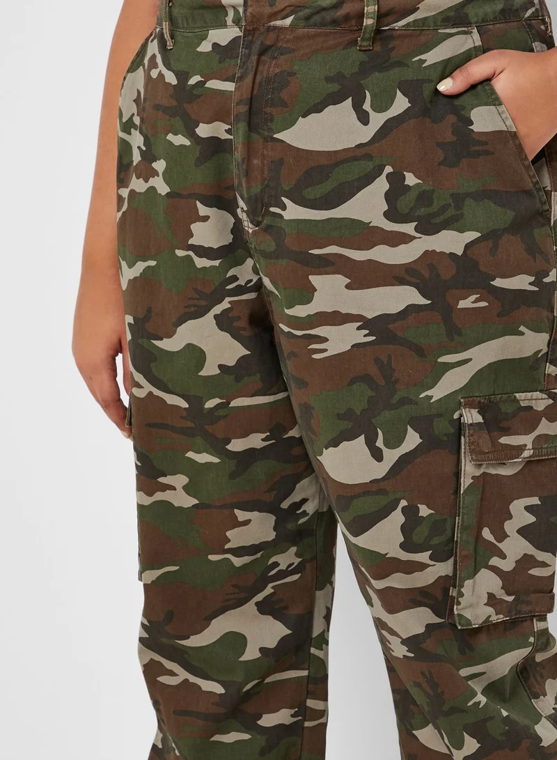 Forever 21 Plus Camo Print Cargo Pants
