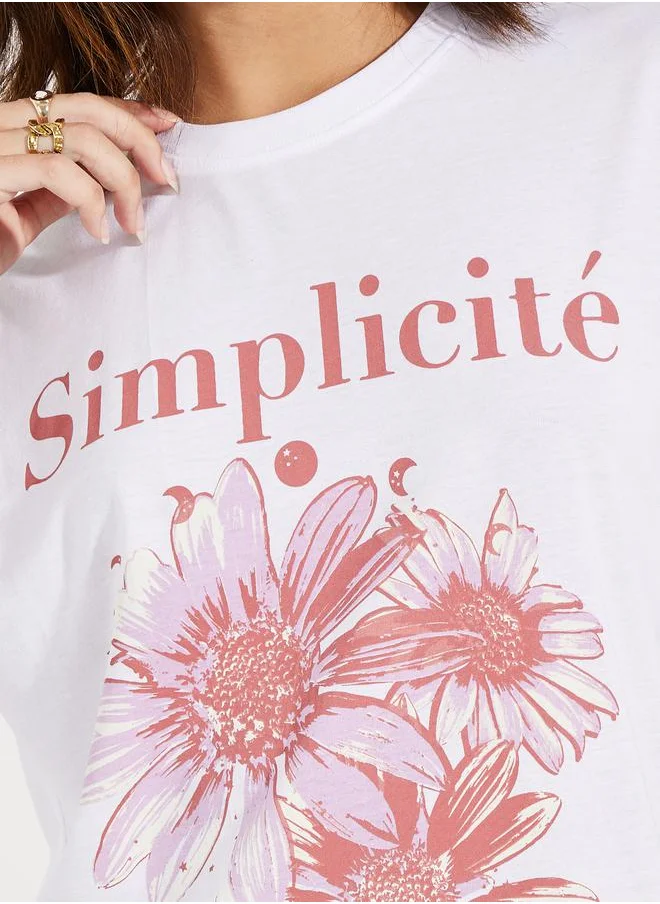 ستايلي Oversized Graphic Print Dropped Shoulder T-Shirt