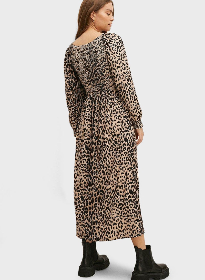 Oasis Balloon Sleeve Printed Shirred Dress - Image 2