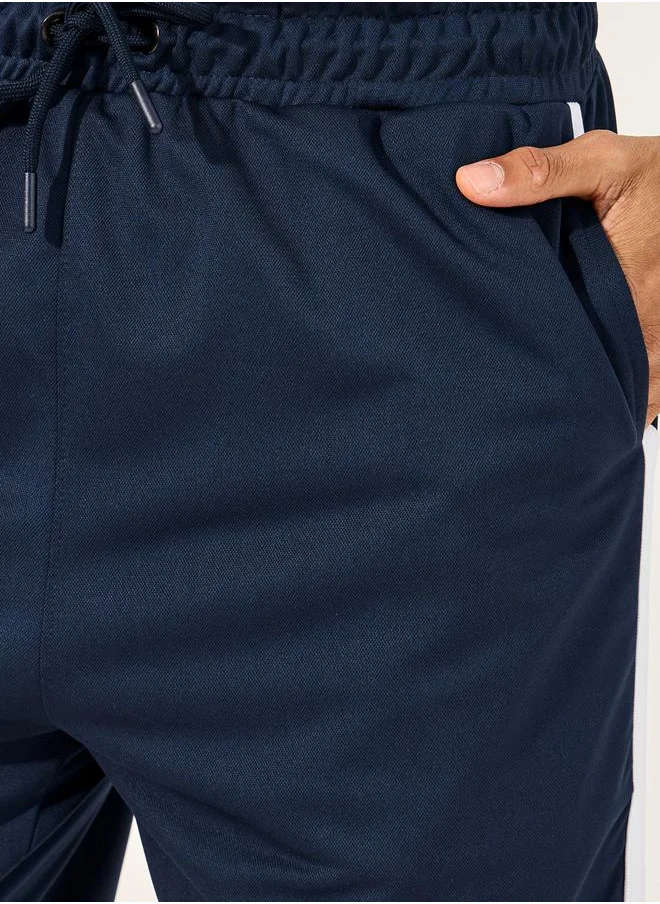 ستايلي Regular Fit Mesh 7-Inch Cycling Shorts with Contrast Trim