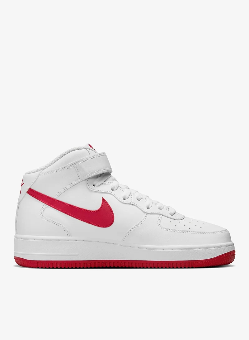 نايكي اير فورس 1 '07 ميد حذاء للنساء