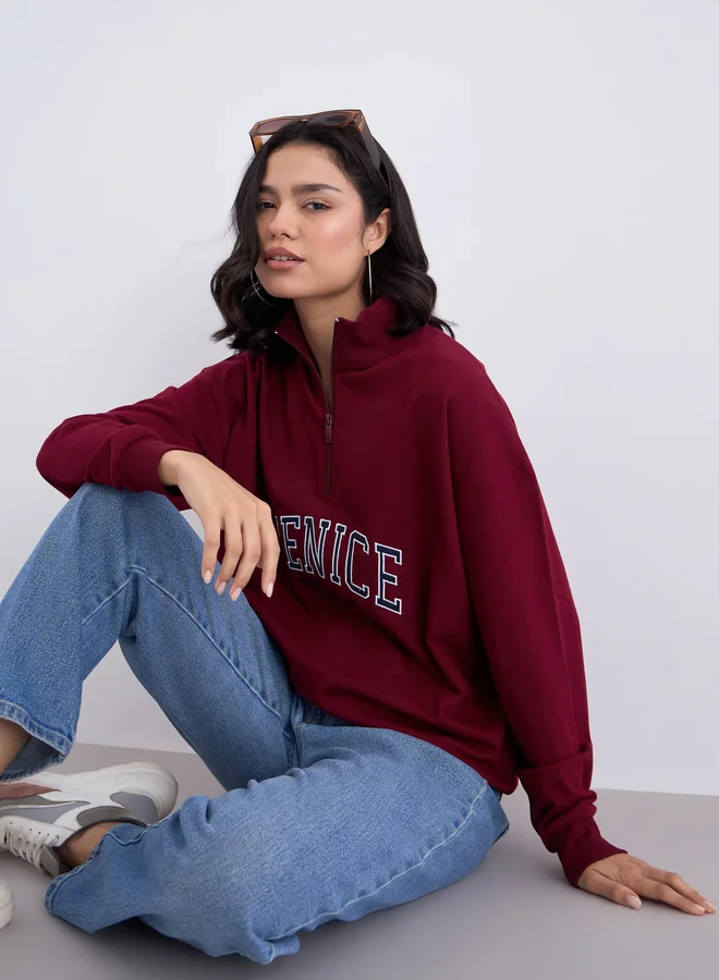 Styli Styli Burgundy Embroidered Longline Sweatshirt