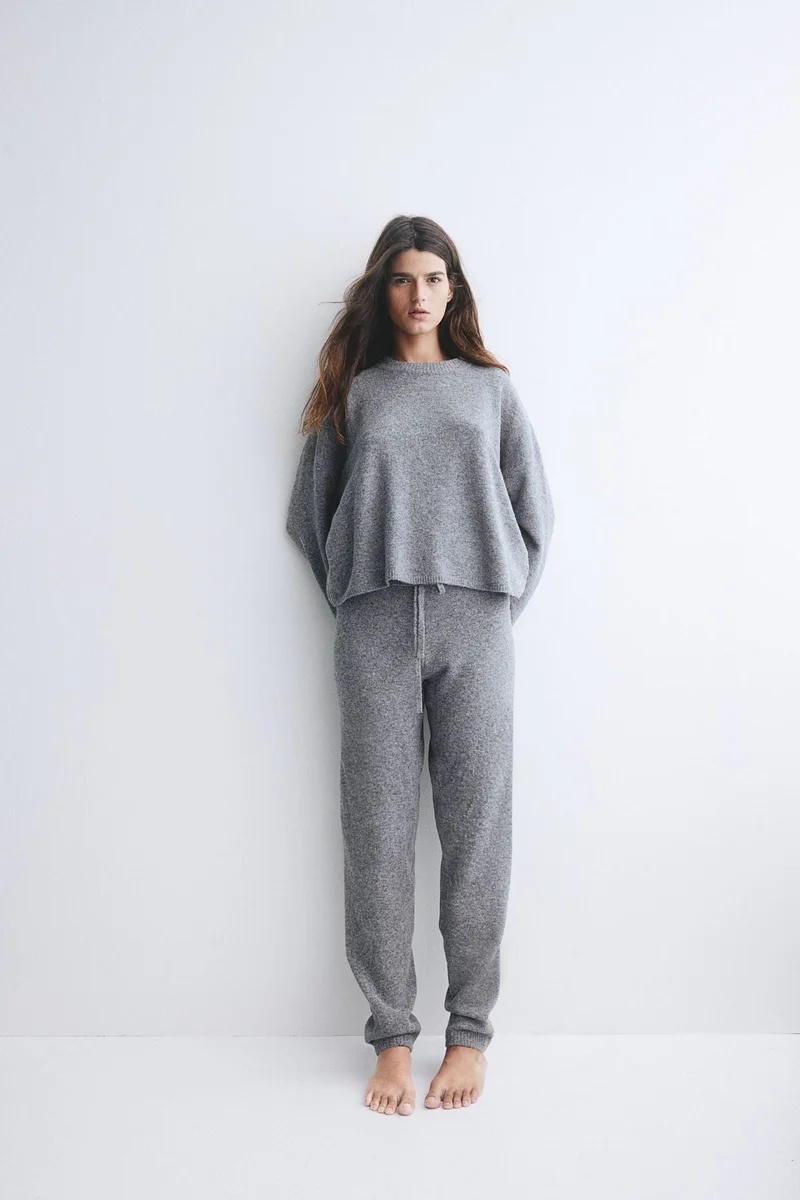 اتش اند ام Jumper