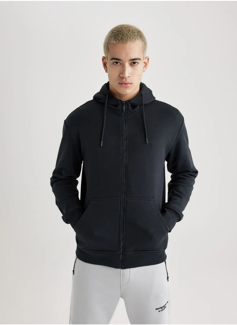 ديفاكتو Man Regular Fit Sweatshirt