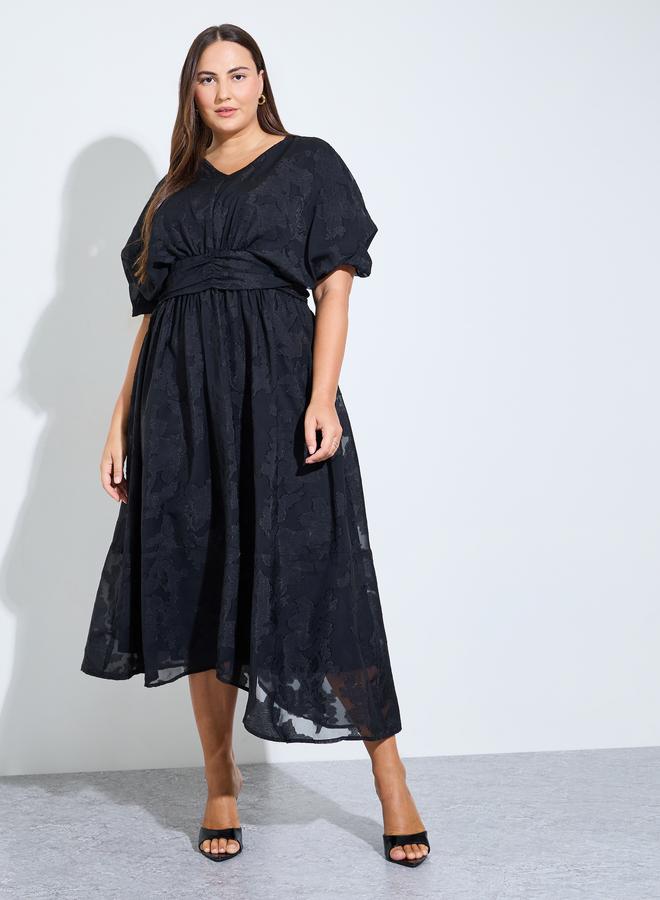 Styli Plus Size Black Jacquard Pleated A-Line Midi Dress - Image 3