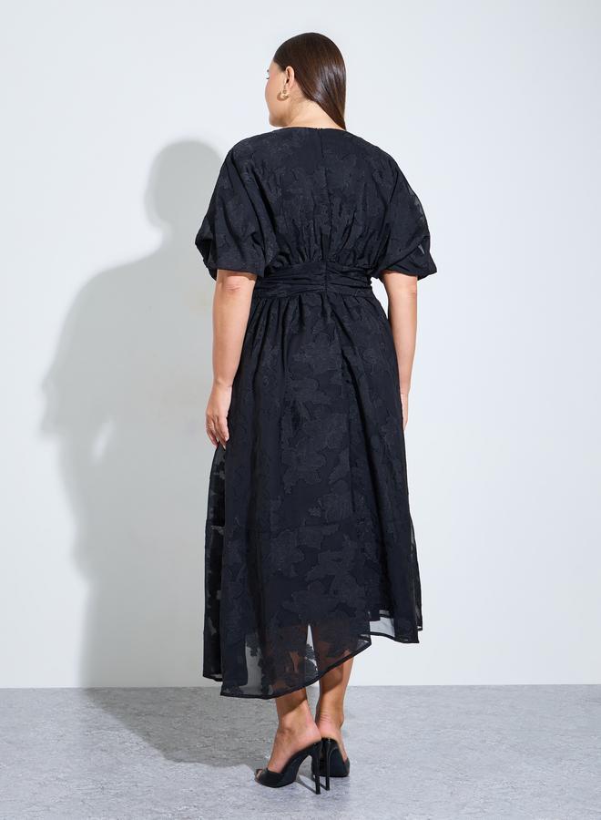 Styli Plus Size Black Jacquard Pleated A-Line Midi Dress - Image 5