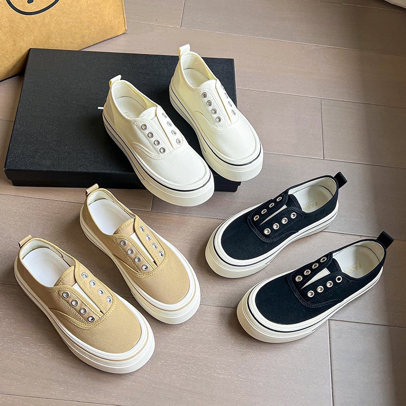 Women's Vintage Thick Sole Slip-on Canvas Shoes - Image 1