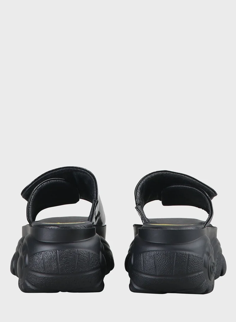 Buffalo London Classic One Strap Slide