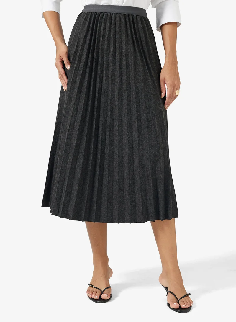 جينجر Pleated Midi Skirt