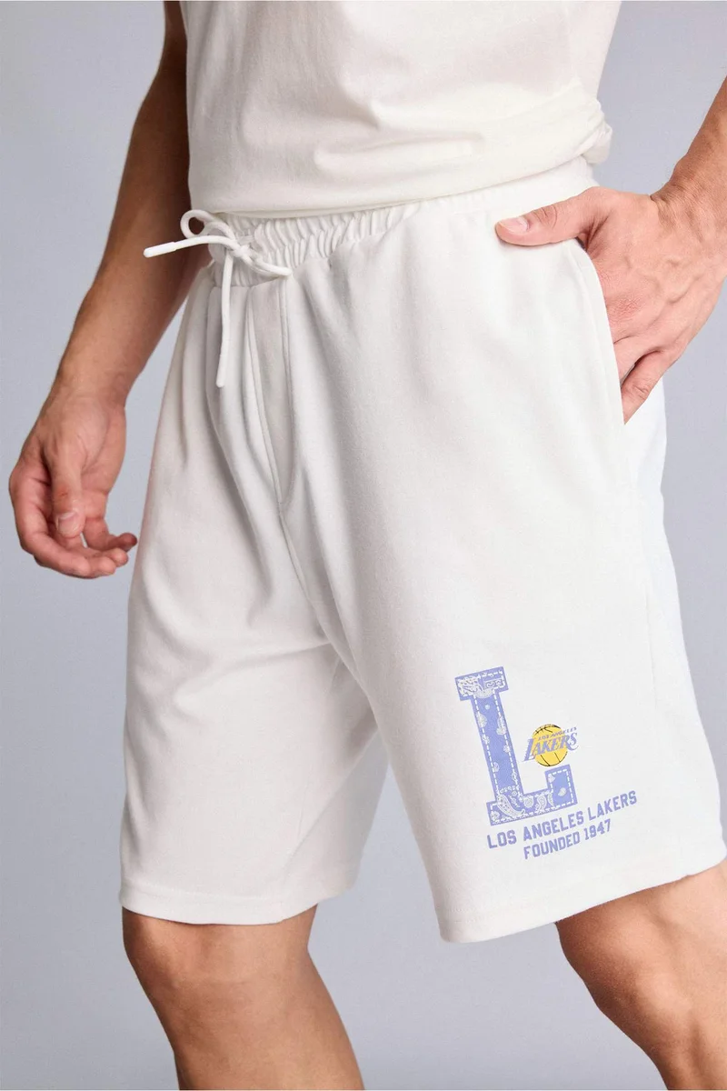 Defacto  NBA Los Angeles Lakers Licensed Standard Fit Shorts for Men | Best Price UAE