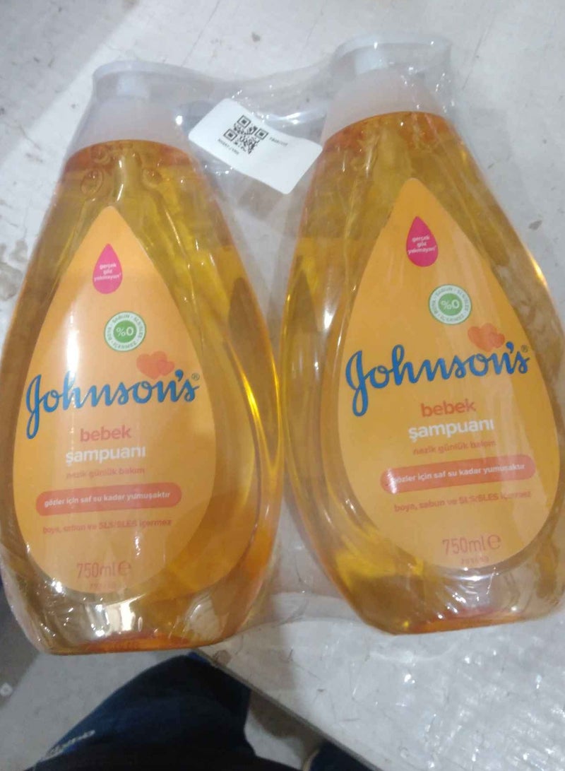 Johnson's Baby Set of 2 baby shampoo bottles 750 ml