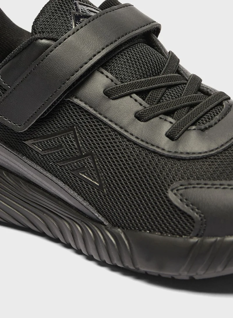 shoexpress Youth Low Top Velcro Sneakers