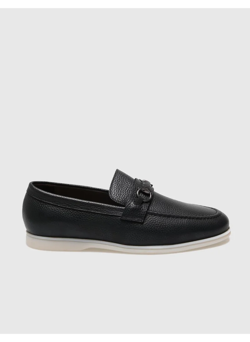 كاباني Leather Black Buckle Men's Casual Shoes