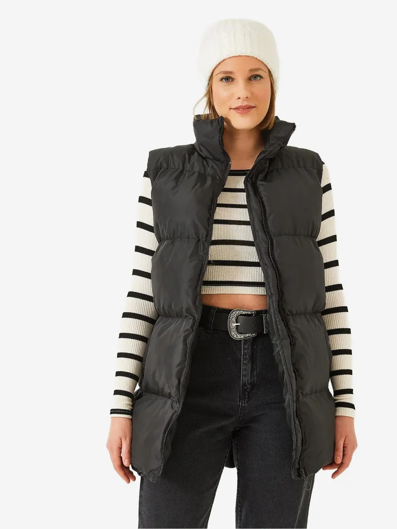 Bianco Lucci LUCCI Long Hooded Faux Leather Vest with Zipper and Pocket