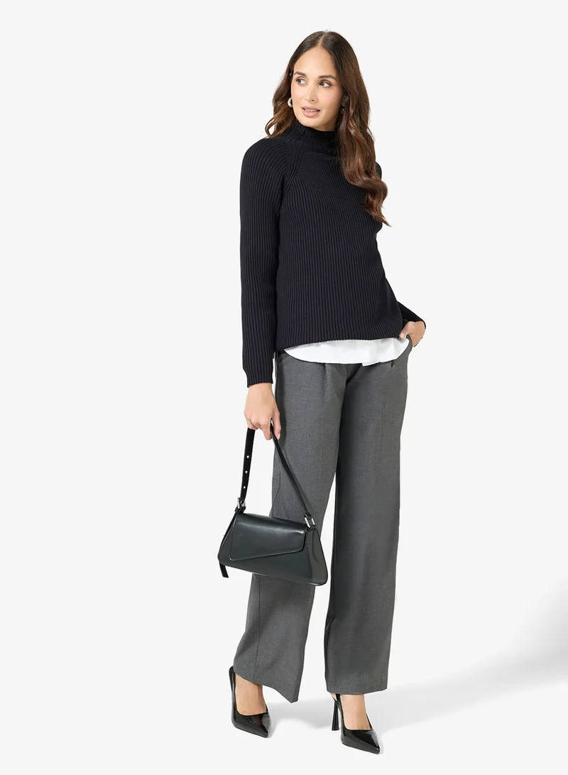 ايلا كنزة بياقة سلحفاة