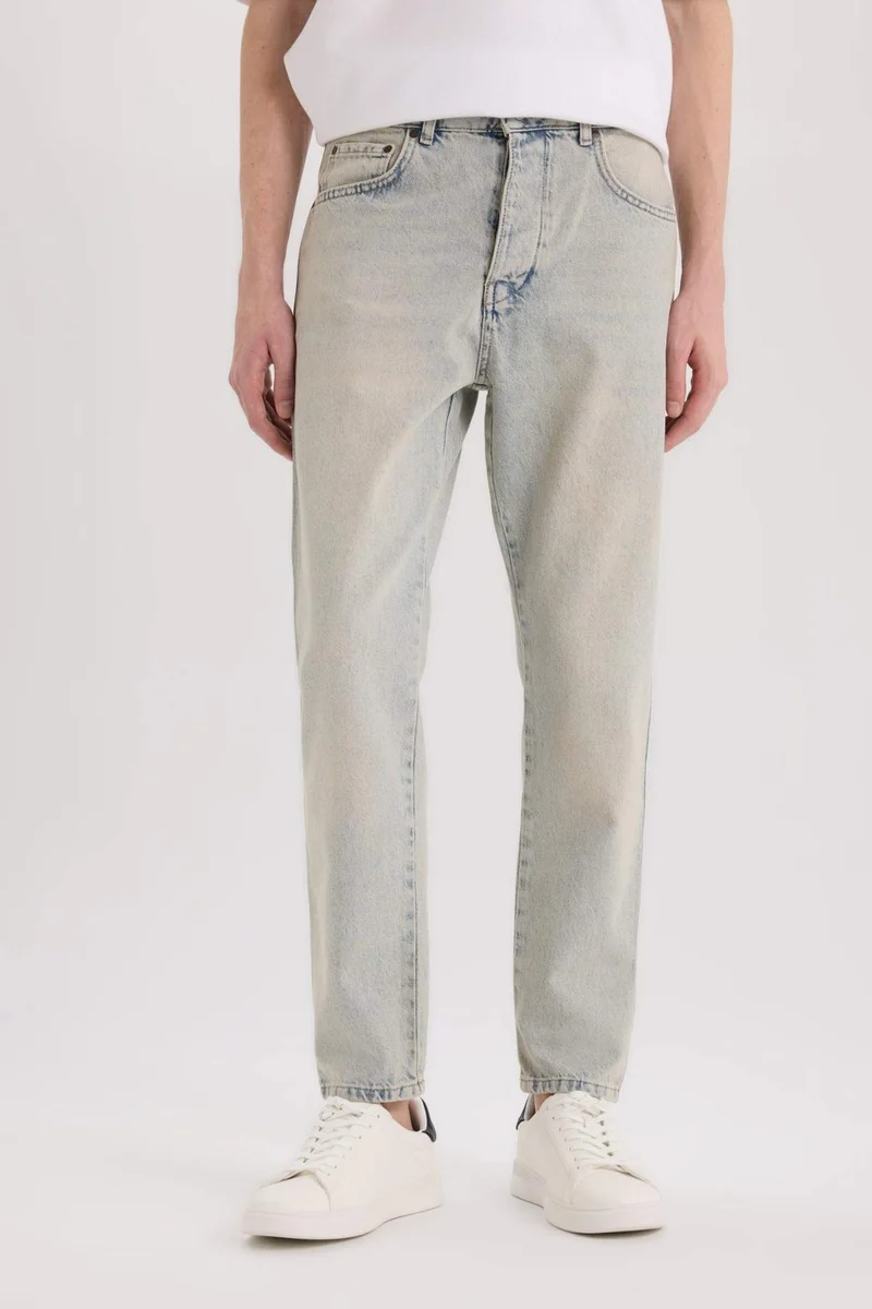 Defacto  90’S Slim Fit Super Skinny Hem Jeans for Men | Best Price UAE