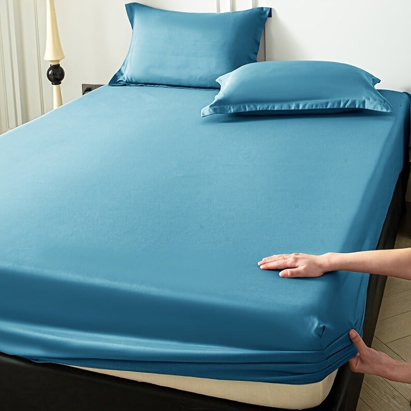 Soft Breathable Microfiber Fitted Sheet Suitable for - Machine-Washable Bedspread, Brushed Texture for Warmth, Solid Color Minimalist Bed, Comfortable for &, Fits Most Bed Frames - Image 1