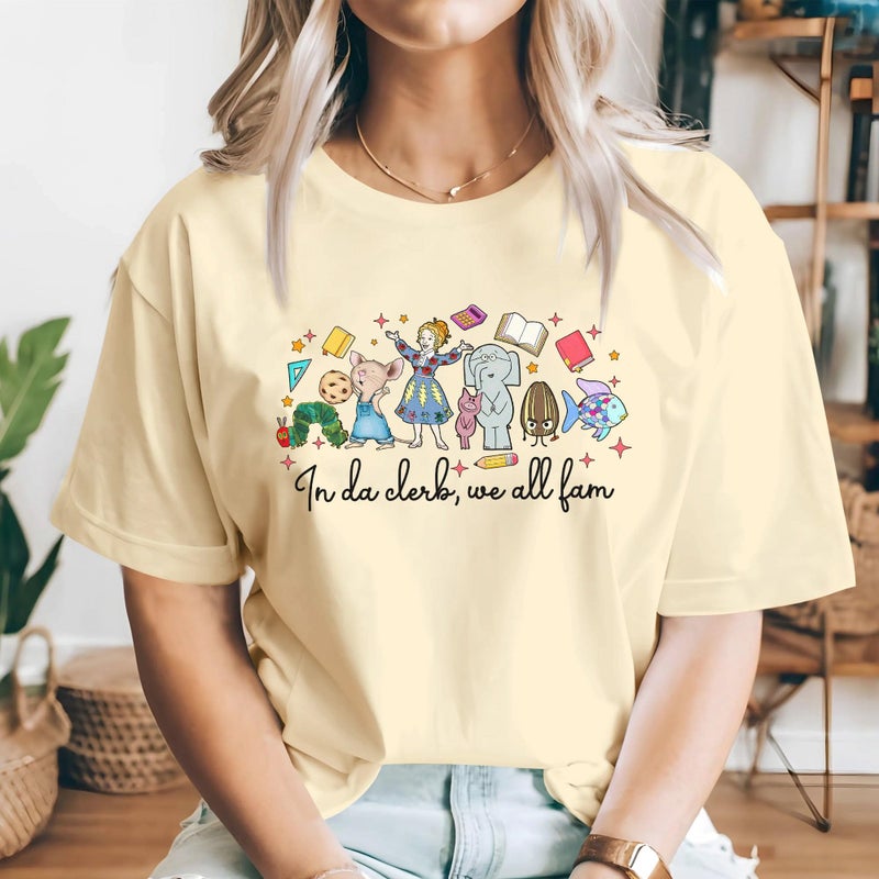 InterStellux in Da Clerb, We All Fam Teacher Shirt - Teacher Shirts - Classroom Back to School T-Shirt - Teacher Tshirt- First Day of School Shirts Teacher - Gifts for Teacher's Day (Ivor, 2XL) - Image 4