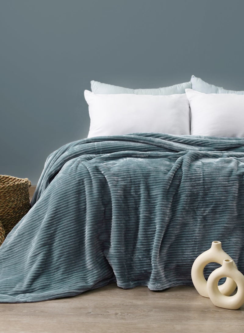 Morano Fluffy Blanket Dyed Model 220X240Cm, Ultra Soft Polyester Textured Stripe Effects, Lightweight and Cozy - Image 2