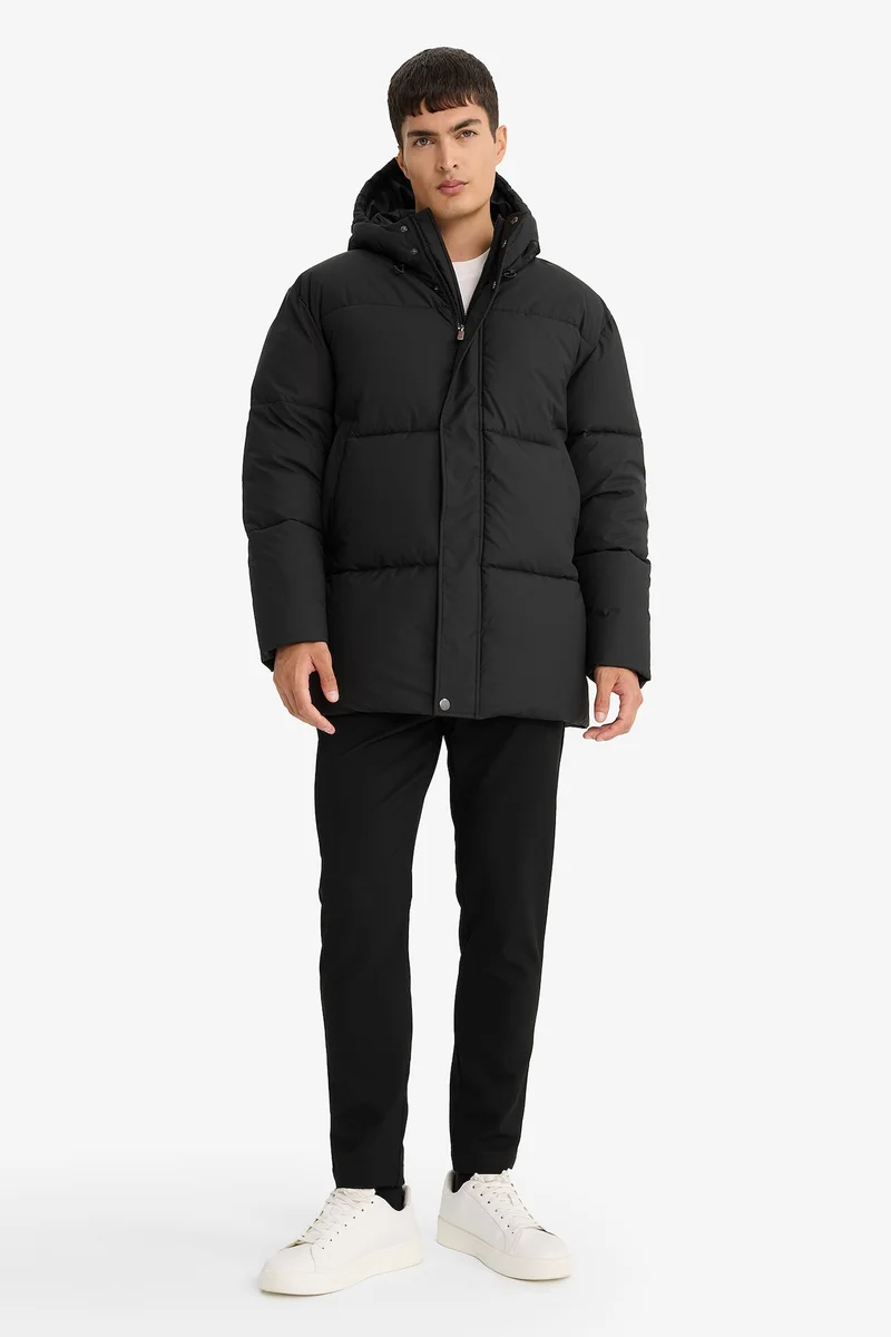 ديفاكتو Regular Fit Hooded Lined Windproof Waterproof Puffer Jacket