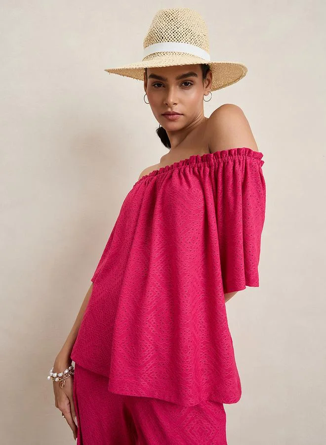Femmella Femmella Knitted Schiffli Off Shoulder Neck Top