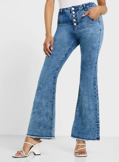 Ginger High Rise Bootcut Fit Jeans With Frayed Hem