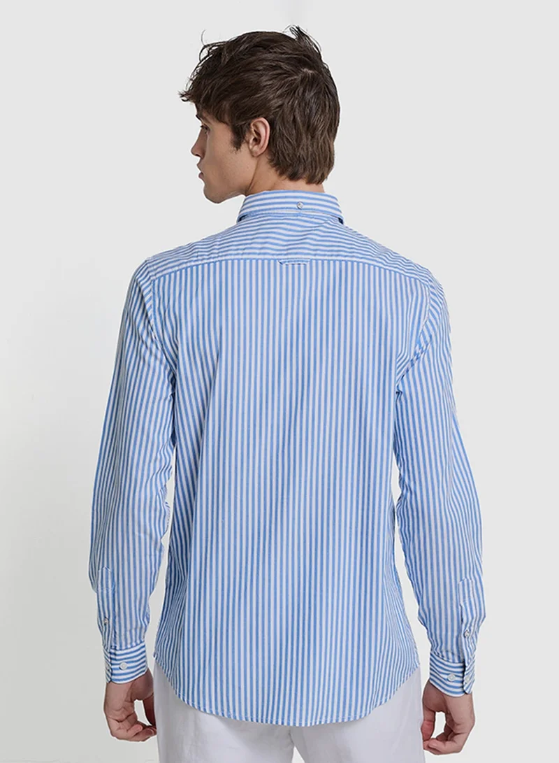 بين شيرمان قميص كاجوال بقصة عادية