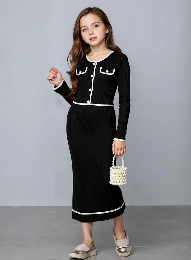 تايك تو طقم توب بنسيج بارز بأزرار أمامية مع تنورة