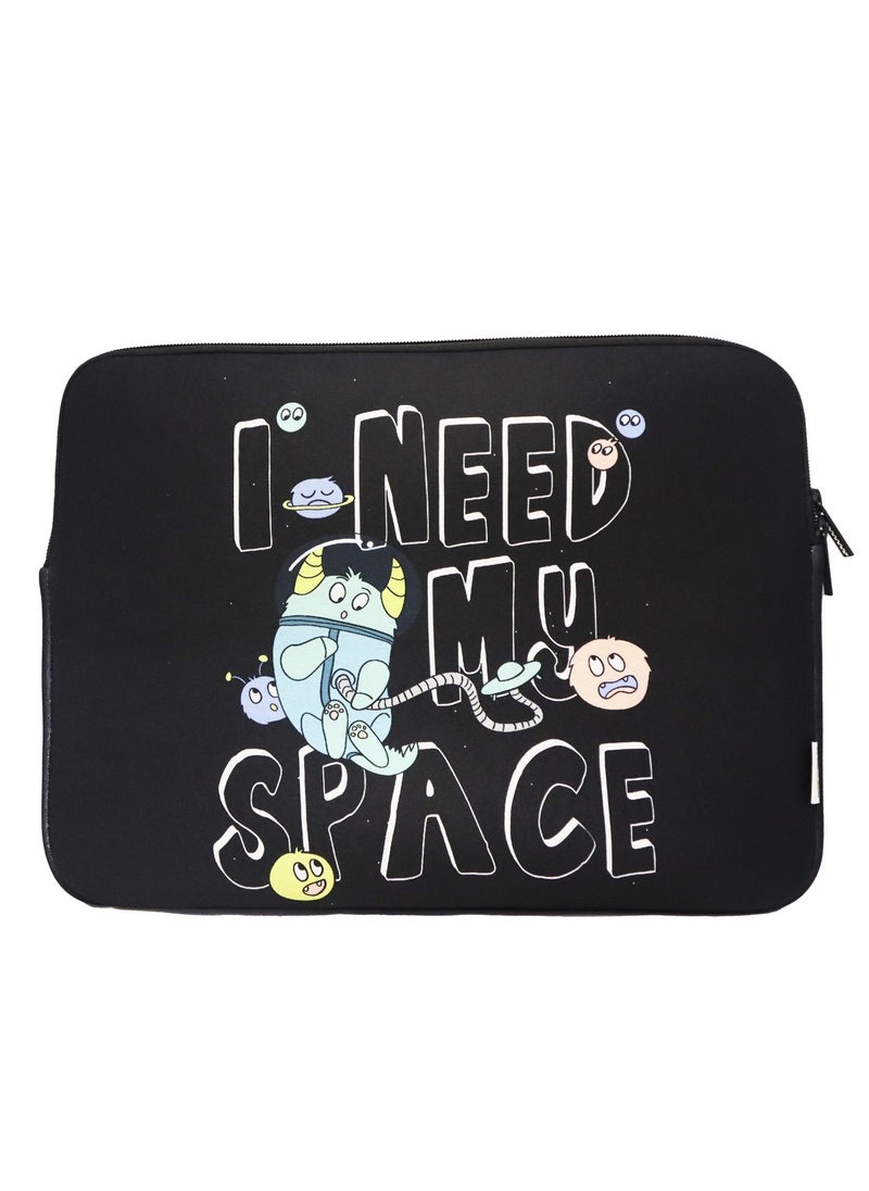 تيديلين جراب كمبيوتر محمول مقاس 13.3 بوصة - مطبوع عليه تصميم Need My Space، أسود، غطاء واقٍ سميك من مادة النيوبرين - جراب كمبيوتر محمول خفيف الوزن ومتين وأنيق لأجهزة الكمبيوتر المحمولة وأجهزة MacBook والملحقات  - Image 1