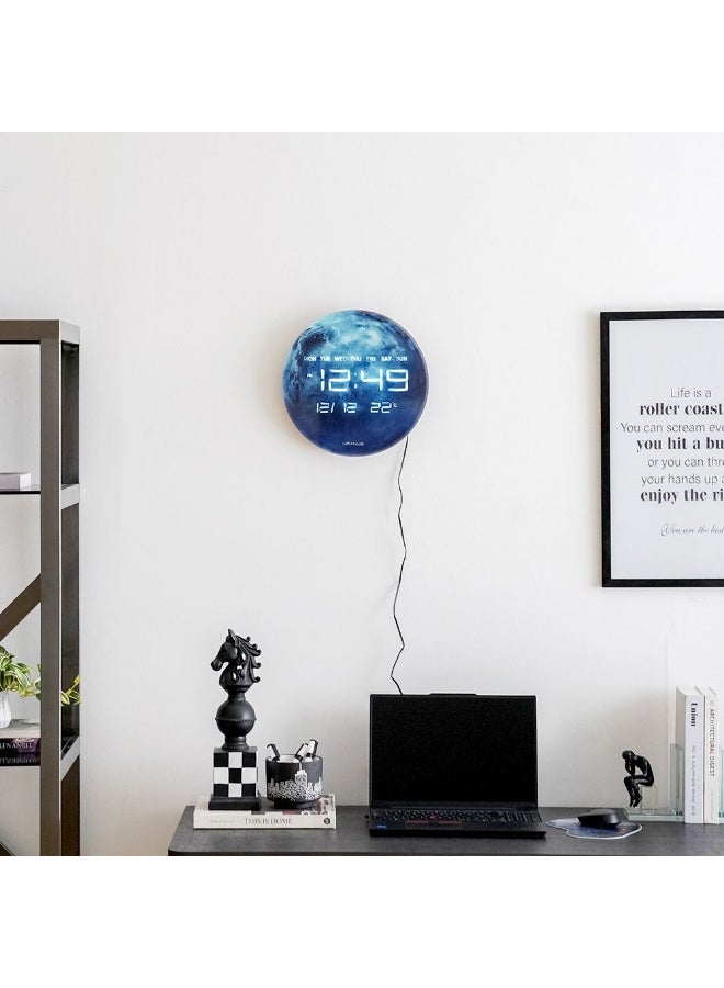 Cambridge ساعة حائط رقمية LED من كامبريدج بتصميم حديث عرض LED كبير أرقام سهلة القراءة حركة صامتة ديكور أنيق للمنزل أو المكتب ساعة موفرة للطاقة 32X32X3.2 سم زرقاء - Image 4