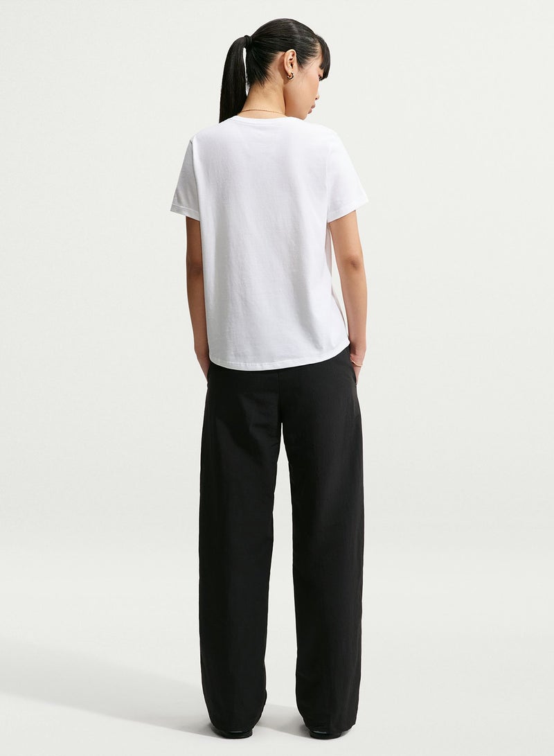 Nike SPORTSWEAR TEE ESSNTL ICN FTRA - Image 2