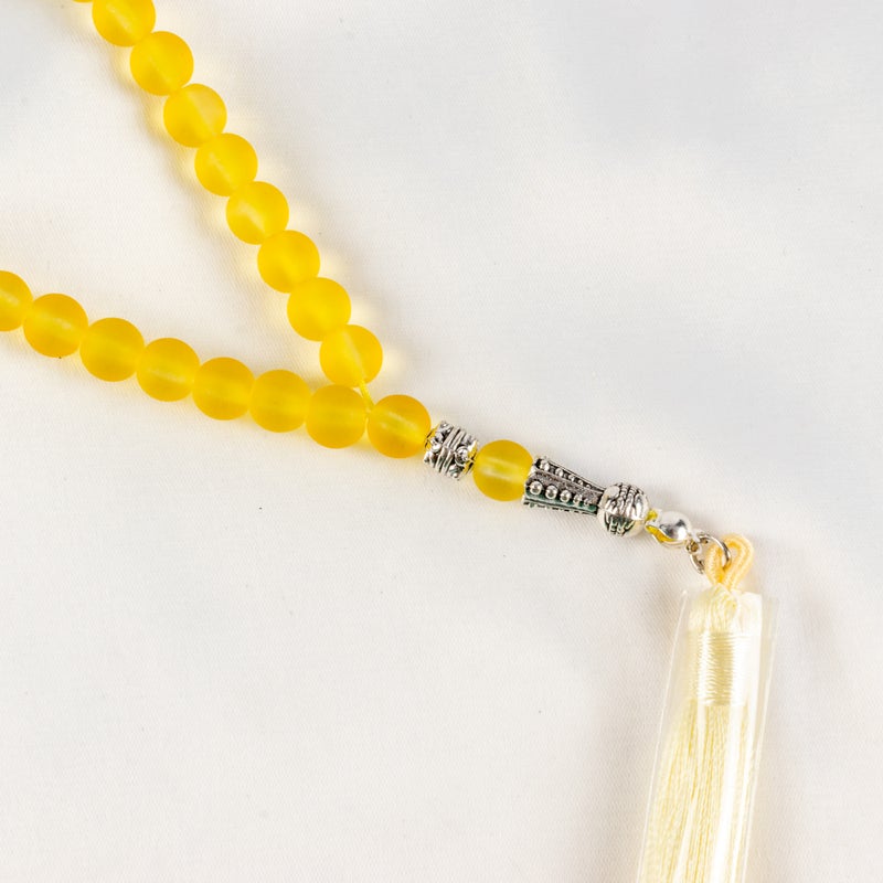 سبحة من حجر الأوبال الأصفر  الخلاب من 33 حبة - Image 3