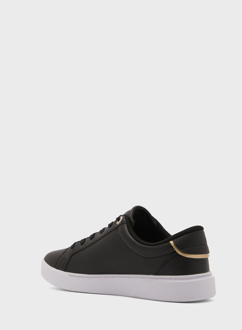 TOMMY HILFIGER Chic Court Low Top Sneakers