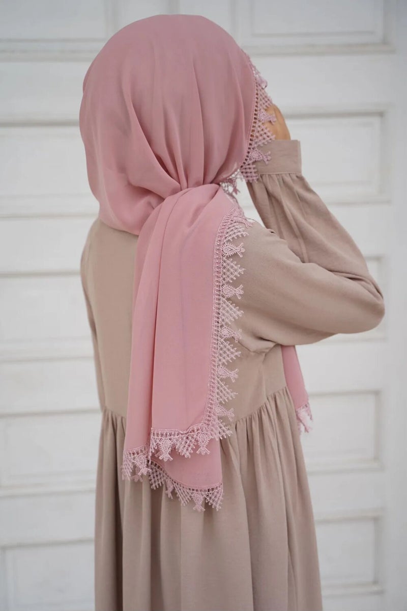 Shawl Secret Headscarf | Needle Lace | Prayer Scarf | Mawlid Scarf | Marriage Scarf | Islamic Scarf  - Image 3