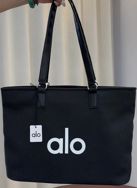 Alo Yoga ALO YOGA Simple Large Capacity Commuter Tote Bag Shopping Single  Shoulder Canvas Bag Women's Sports and Leisure Trendy Fitness Bag | Best  Price KSA | Riyadh, Jeddah