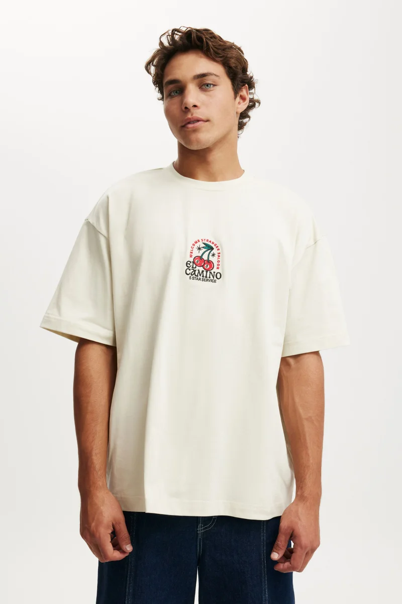 كوتون اون Box Fit Graphic T-Shirt