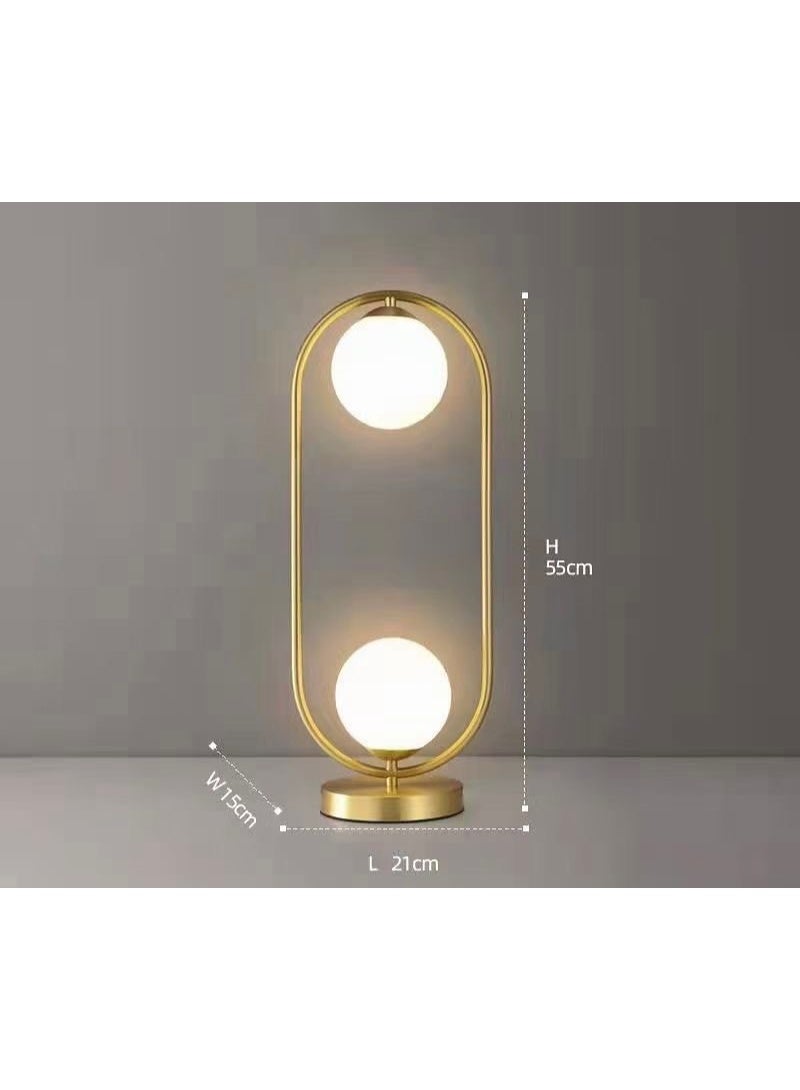 مصباح طاولة كروي حديث مزدوج بإطار ذهبي - مصباح عصري بجانب السرير أو المكتب مع كرات زجاجية مصنفرة وحامل معدني أنيق لغرفة المعيشة أو غرفة النوم أو المكتب - Image 2