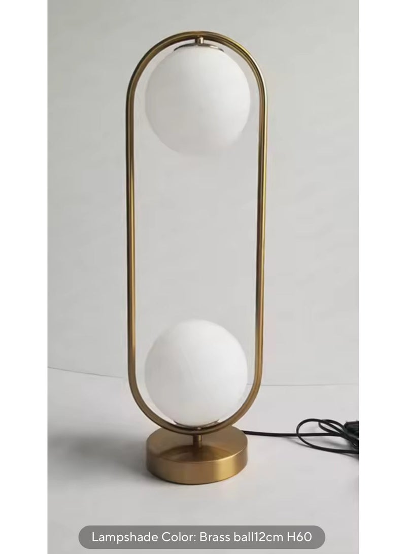 مصباح طاولة كروي حديث مزدوج بإطار ذهبي - مصباح عصري بجانب السرير أو المكتب مع كرات زجاجية مصنفرة وحامل معدني أنيق لغرفة المعيشة أو غرفة النوم أو المكتب - Image 3