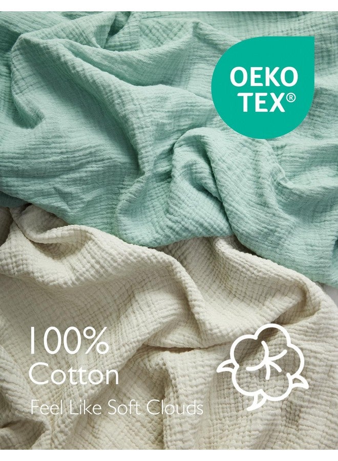 مام كوزي ملاءات سرير أطفال صغيرة ملائمة من Momcozy Muslin، مقاس 38 بوصة × 26 بوصة، قطعتان من ملاءة مرتبة أطفال ناعمة قابلة للتنفس من القطن الطبيعي، ملاءة سرير محايدة 360 درجة غير قابلة للانزلاق للأولاد والبنات، لون رمادي وأخضر  - Image 3