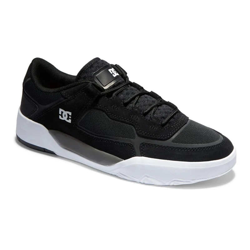 DC Shoes Black Metric Skate Shoe - Men for Men | Best Price UAE