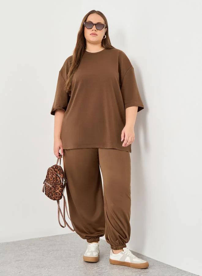 Styli Styli Plus Size Solid Short Sleeve T-Shirt